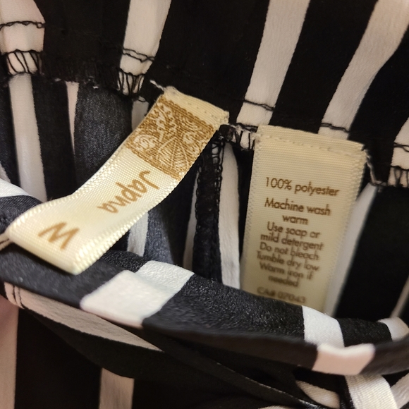 Cute striped flowy capris - Picture 4 of 4